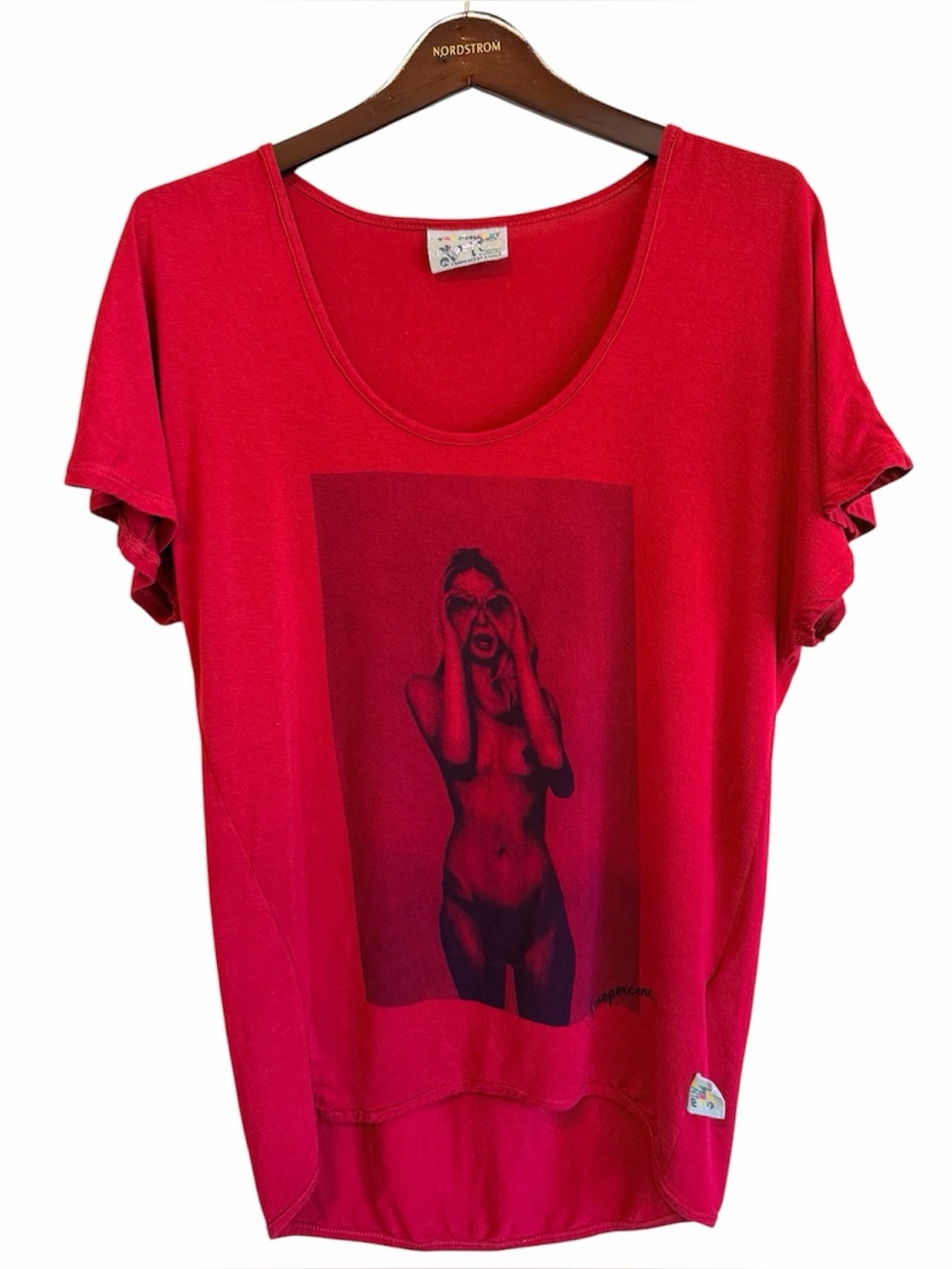 Two Percent red graphic cocoon Tshirt, short sleeve, size M